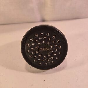delta shower head a112.18.1m Used Still Functions